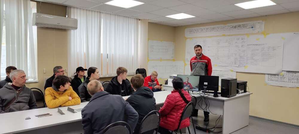 Машиностроители растят смену Машиностроители растят смену