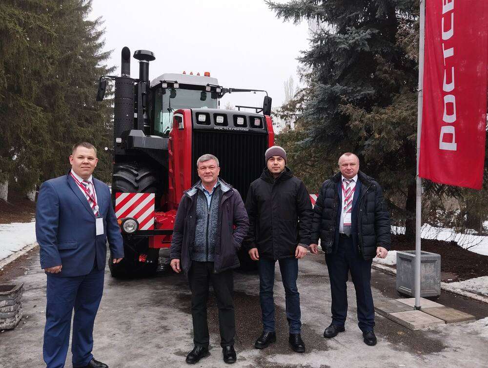 Техника Ростсельмаш на агрофоруме в Пензе Техника Ростсельмаш на агрофоруме в Пензе